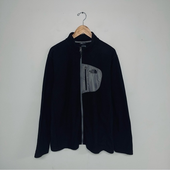 The North Face Vintage Fleece Men's Size Extra Large Black  Grey Zip Up Sweater - Picture 2 of 6
